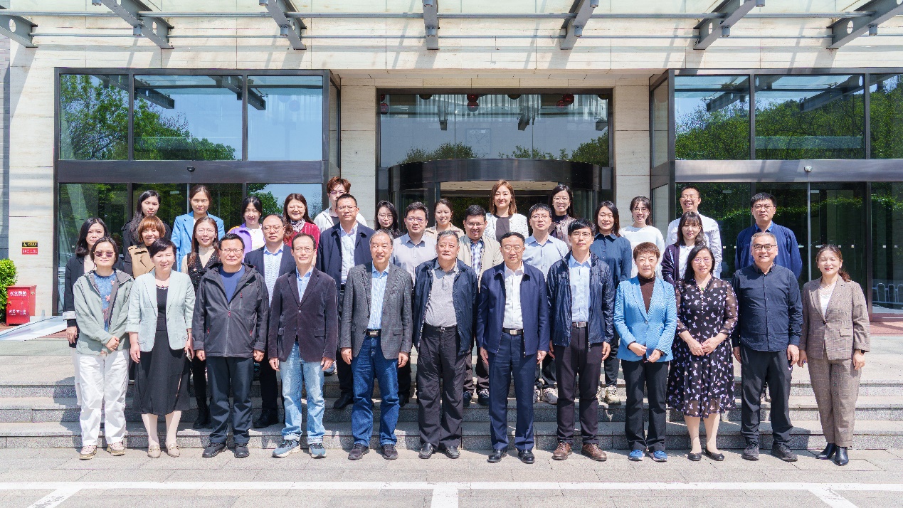 刘宝存教授出席高校有组织科研与拔尖创新人才培养专题研讨会