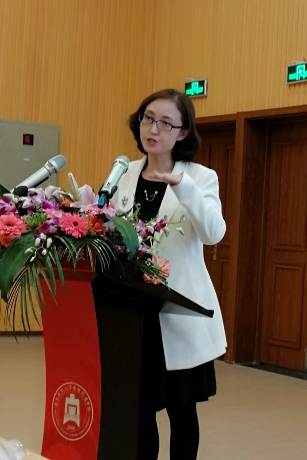 我院滕珺副教授受邀参加中美校长论坛