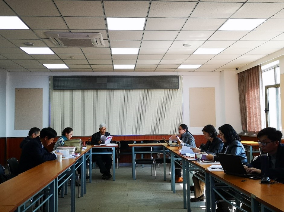 我院召开“‘一带一路’不同类型国家教育制度与政策研究”课题会